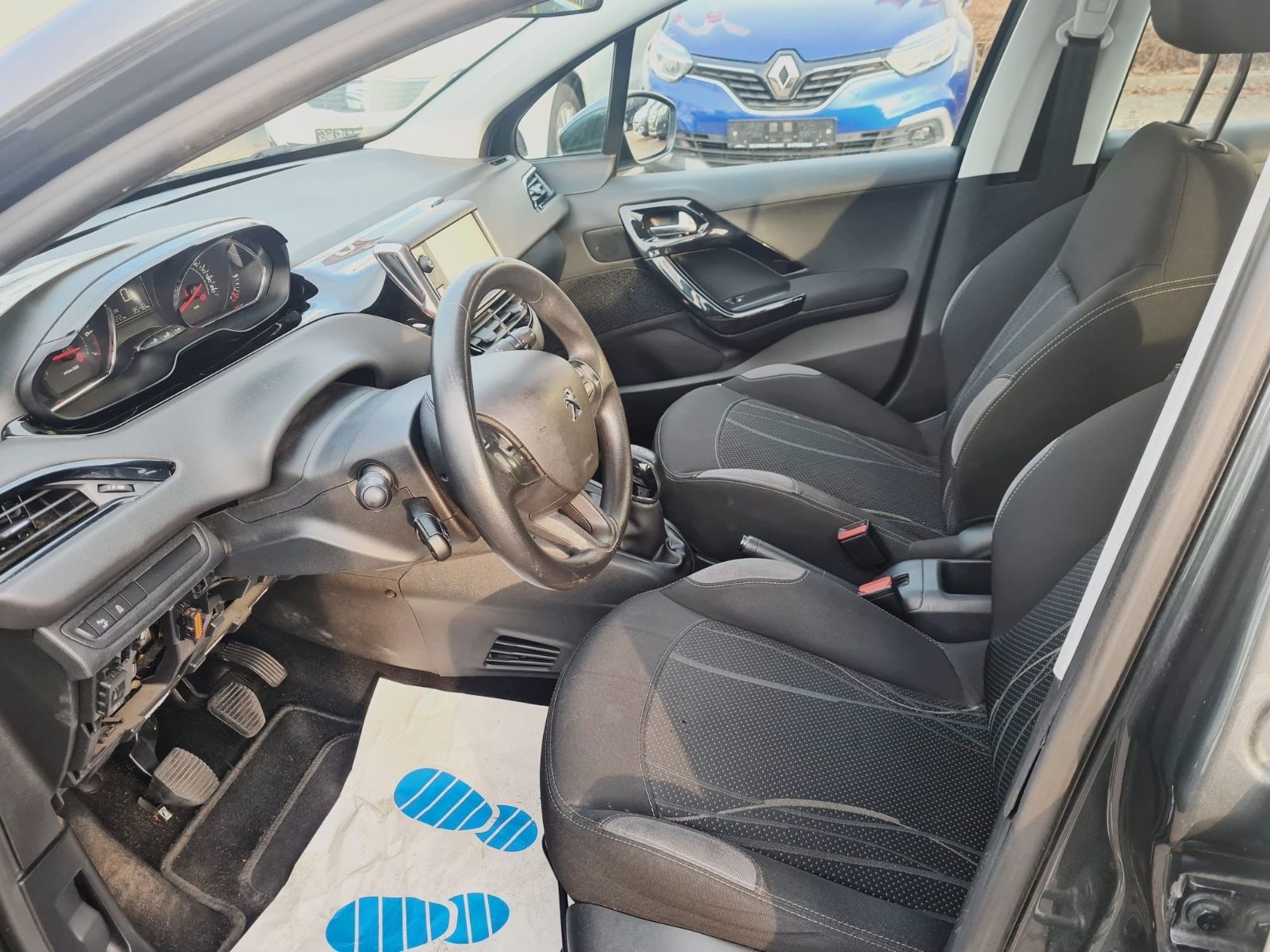 Fahrzeugabbildung Peugeot 208 1.2 Style 82 VTi