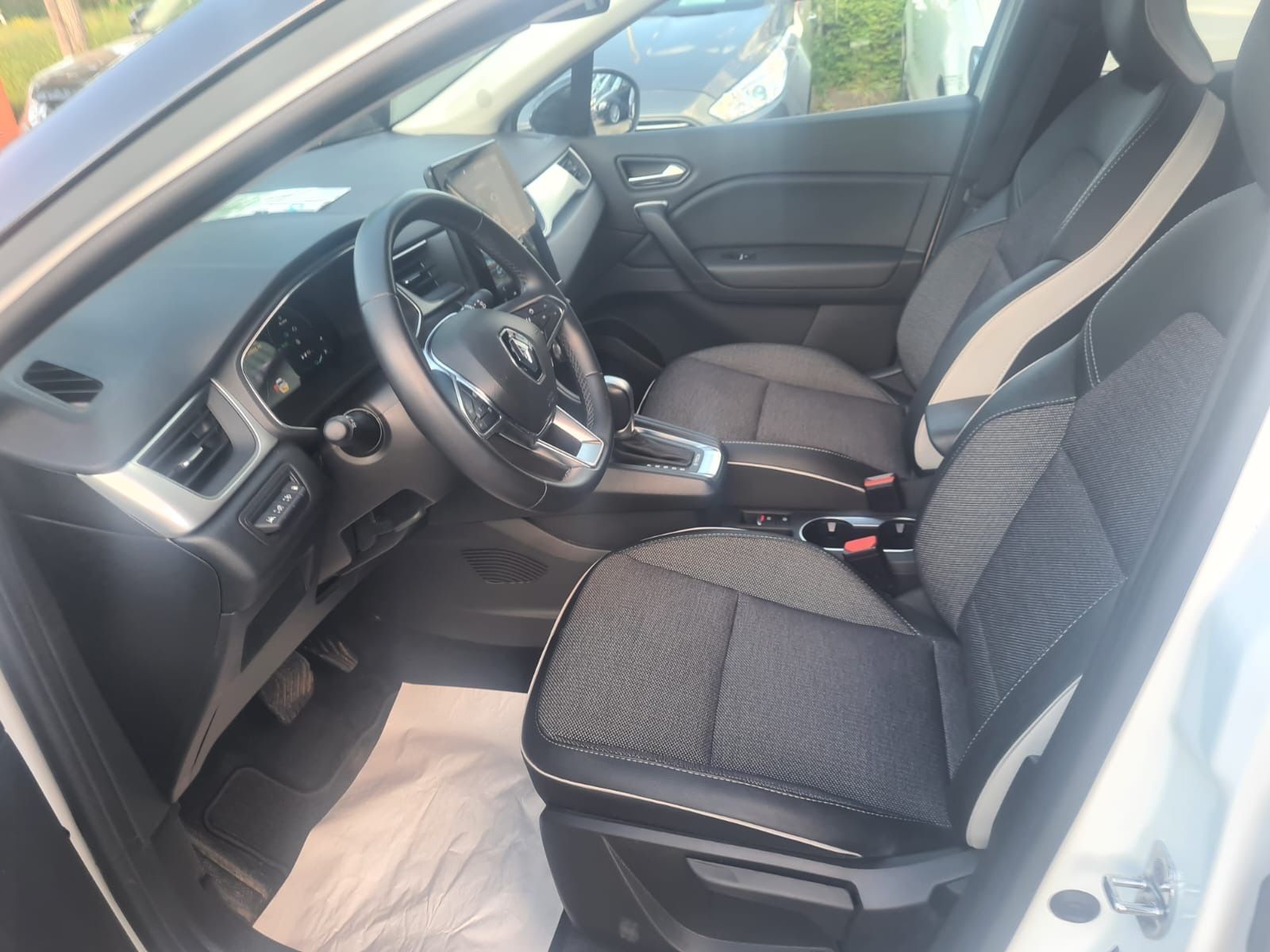 Fahrzeugabbildung Renault Captur II Intens