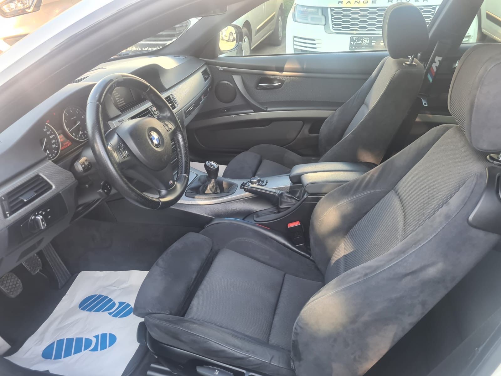 Fahrzeugabbildung BMW 320 Baureihe 3 Coupe 320i M Paket