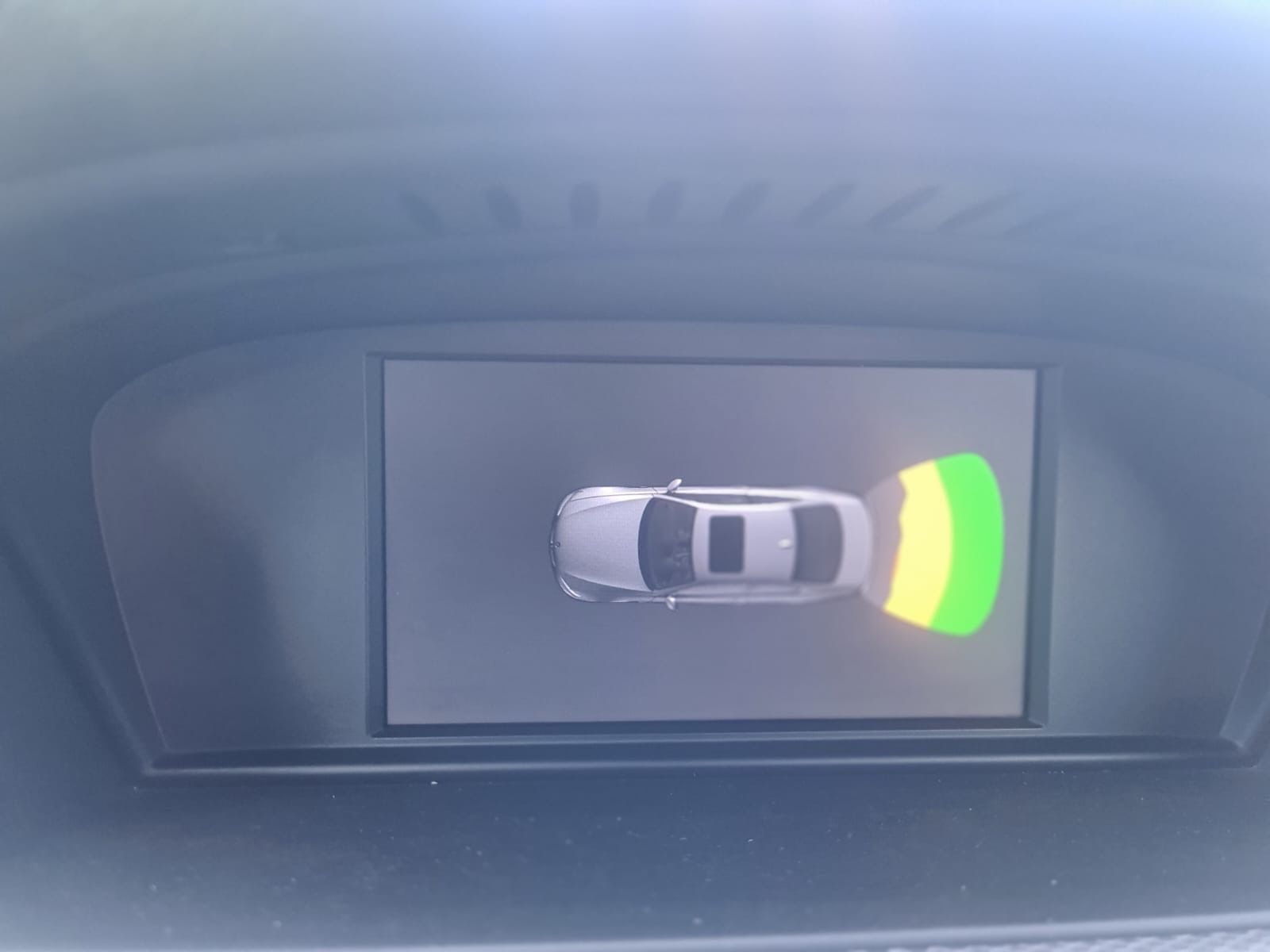 Fahrzeugabbildung BMW 320 Baureihe 3 Coupe 320i M Paket