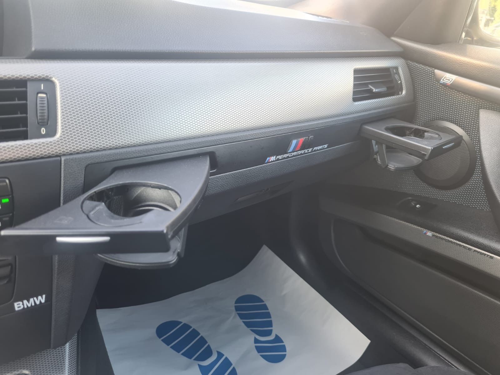 Fahrzeugabbildung BMW 320 Baureihe 3 Coupe 320i M Paket